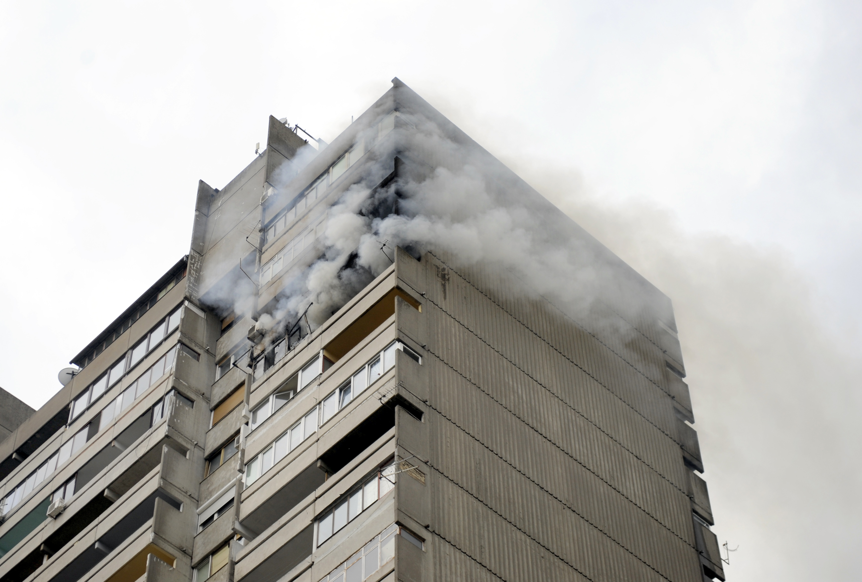 Солитери немају чиме да се бране од ватре